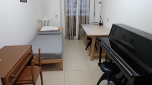 Apartment (2 Bedrooms) | 2 bedrooms, premium bedding, laptop workspace, iron/ironing board