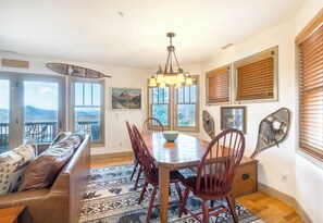 Dining - Wintergreens R1512- Mtn Condo/View, Gated Resort, Indoor/Outdoor Pools & Hot Tub (Banner Elk)