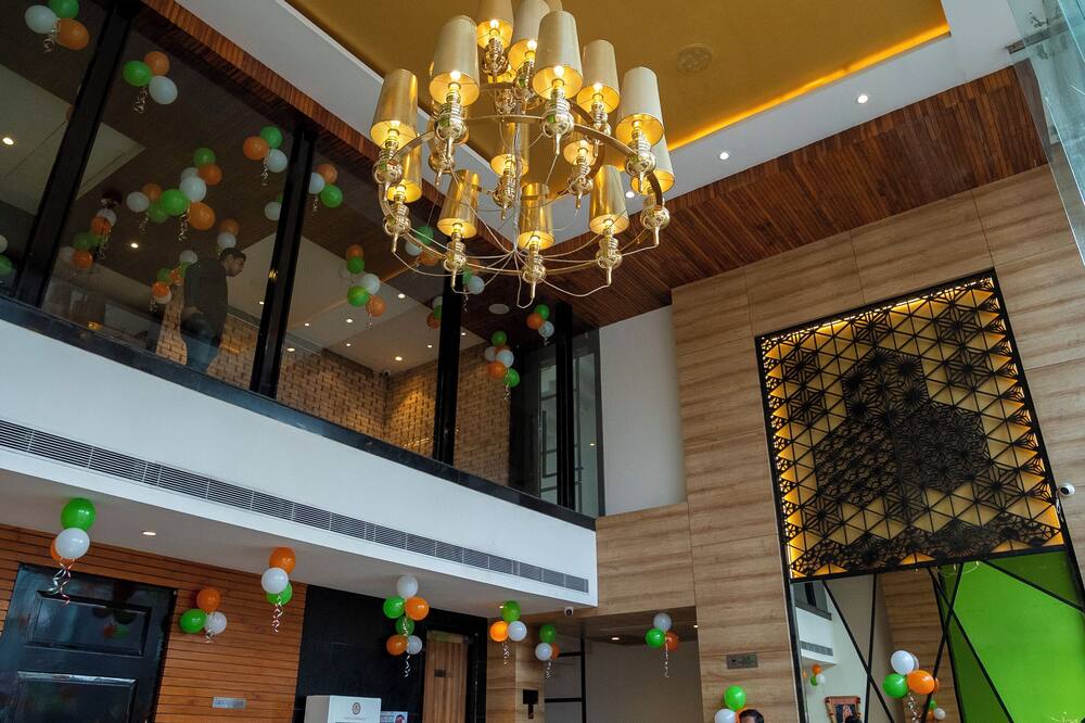 Celebrant Hotel