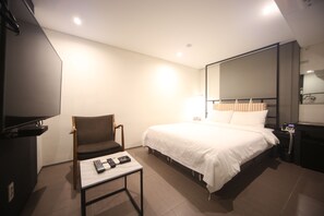 Basic Double Room | Free WiFi - lazzi motel (Busan)
