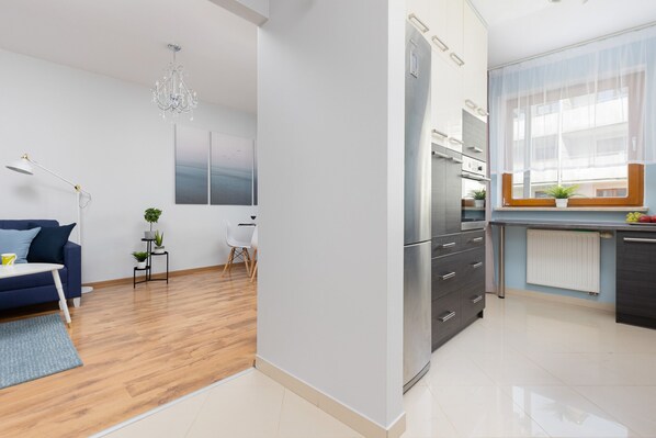 Departamento, 1 habitación, balcón | Cocina privada | Microondas, lavavajillas, cafetera y tetera y tetera eléctrica