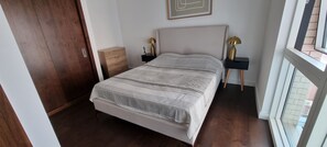 Apartment, 2 Queen Beds | 2 bedrooms, iron/ironing board, free WiFi, bed sheets - New 2-bed Apartment in London Nine Elms (London)