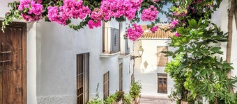 Villa Estrella with private heated pool and breathtaking views