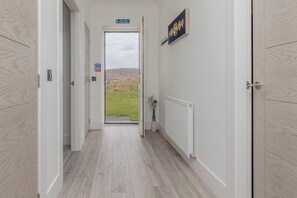 Cottage | Interior - Dun Buidhe (South Uist)