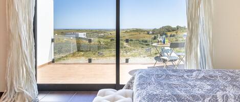 2 bedrooms, soundproofing, iron/ironing board, WiFi