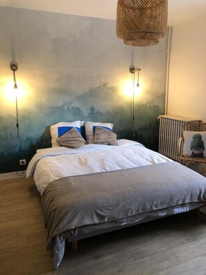 5 Schlafzimmer, Bügeleisen/Bügelbrett, Reisekinderbett, WLAN