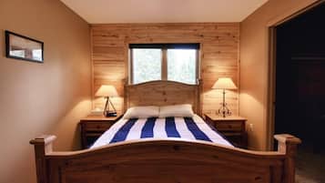 3 quartos, ferros/tábuas de passar roupa, Wi-Fi, roupa de cama