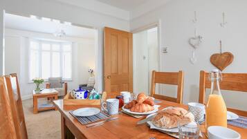 Cottage | Tempat makan