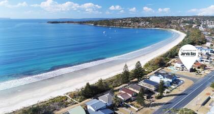 Poseidons Hideaway by Experience Jervis Bay