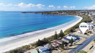 Poseidons Hideaway by Experience Jervis Bay