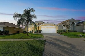 House, 4 Bedrooms | Exterior