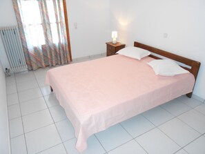 2 habitaciones, wifi gratis y ropa de cama 
