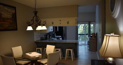 Gorgeous 3 Bedrooms with 3 baths by Zona Rosa