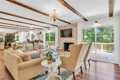 Bring YOUR BOAT- Private Dock, Deep Water, Gameroom and Firepit