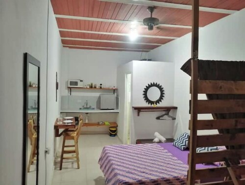 Independent accommodation in colonial sector