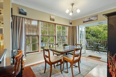 Kohi Family Home With Netflix & Gardens View