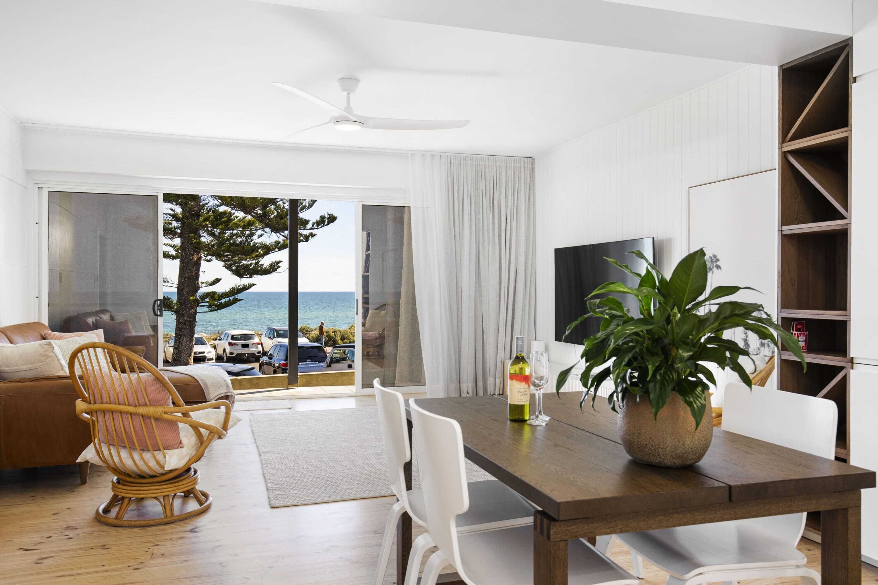 Luxury Beachfront Retreat | Henley Beach Esplanade — image 20