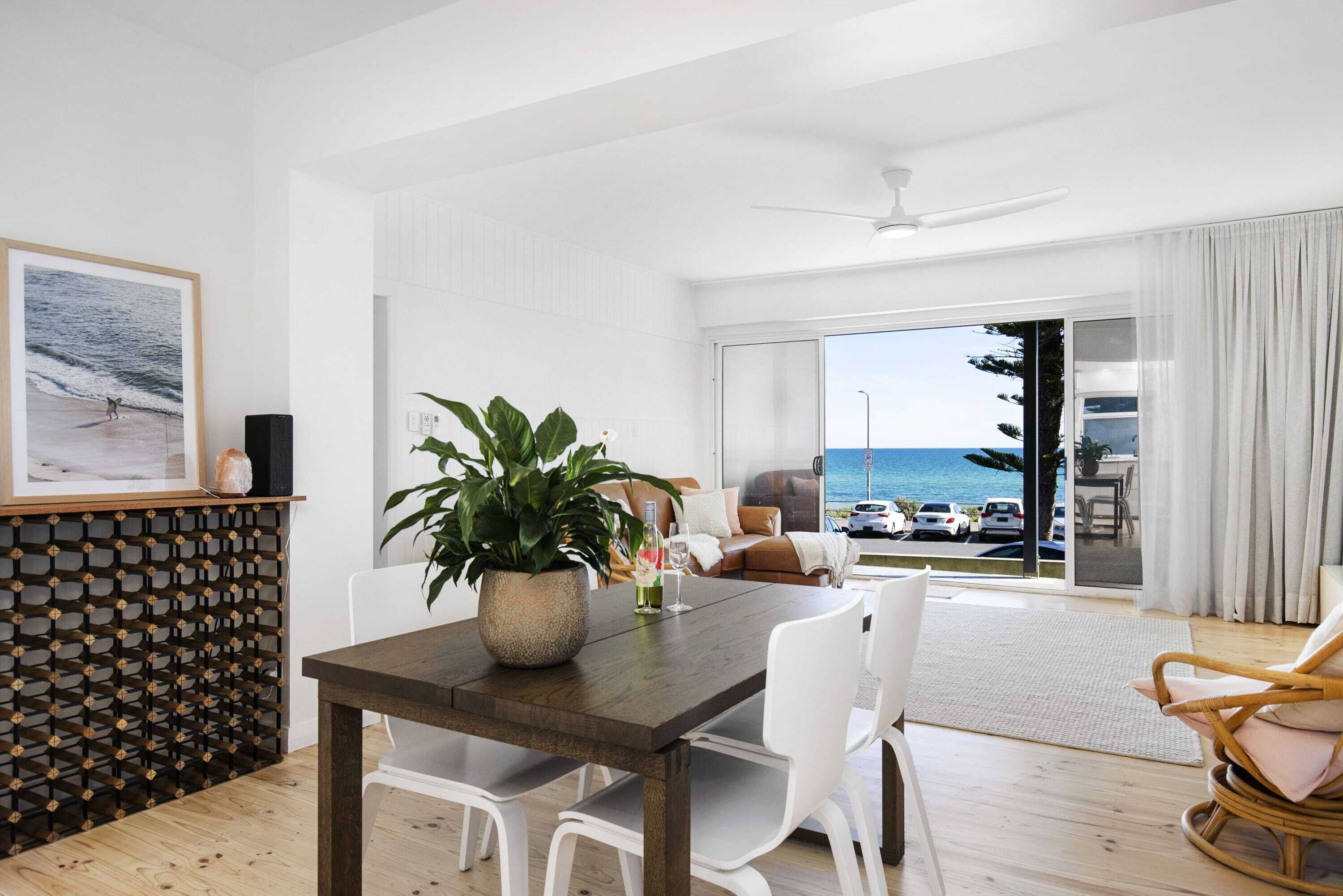 Luxury Beachfront Retreat | Henley Beach Esplanade — image 4