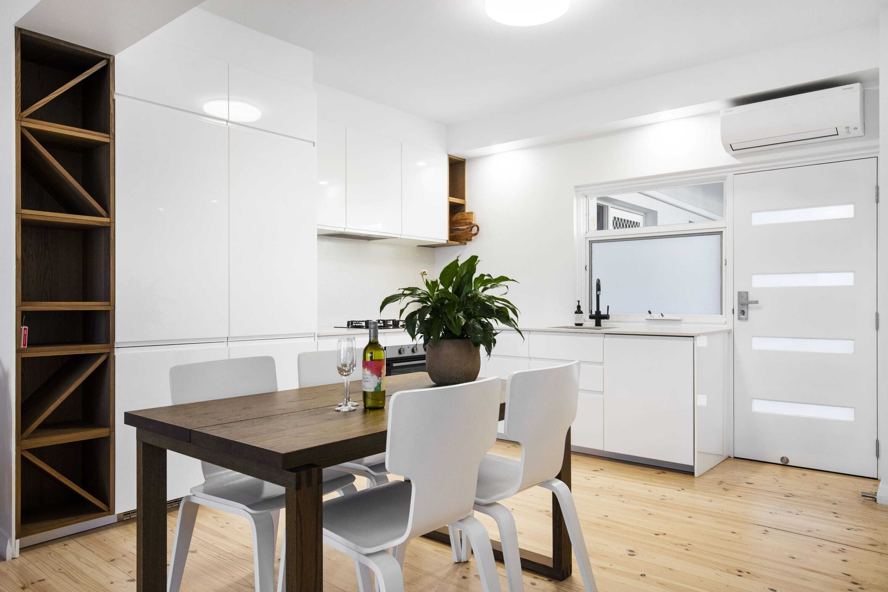 Luxury Beachfront Retreat | Henley Beach Esplanade — image 16