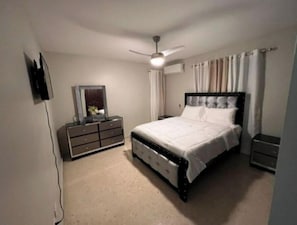 3 Schlafzimmer, Bügeleisen/Bügelbrett, kostenloses WLAN, Bettwäsche