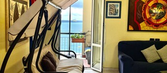 Casa vacanze "Casa Conchiglia" con vista mare e balcone