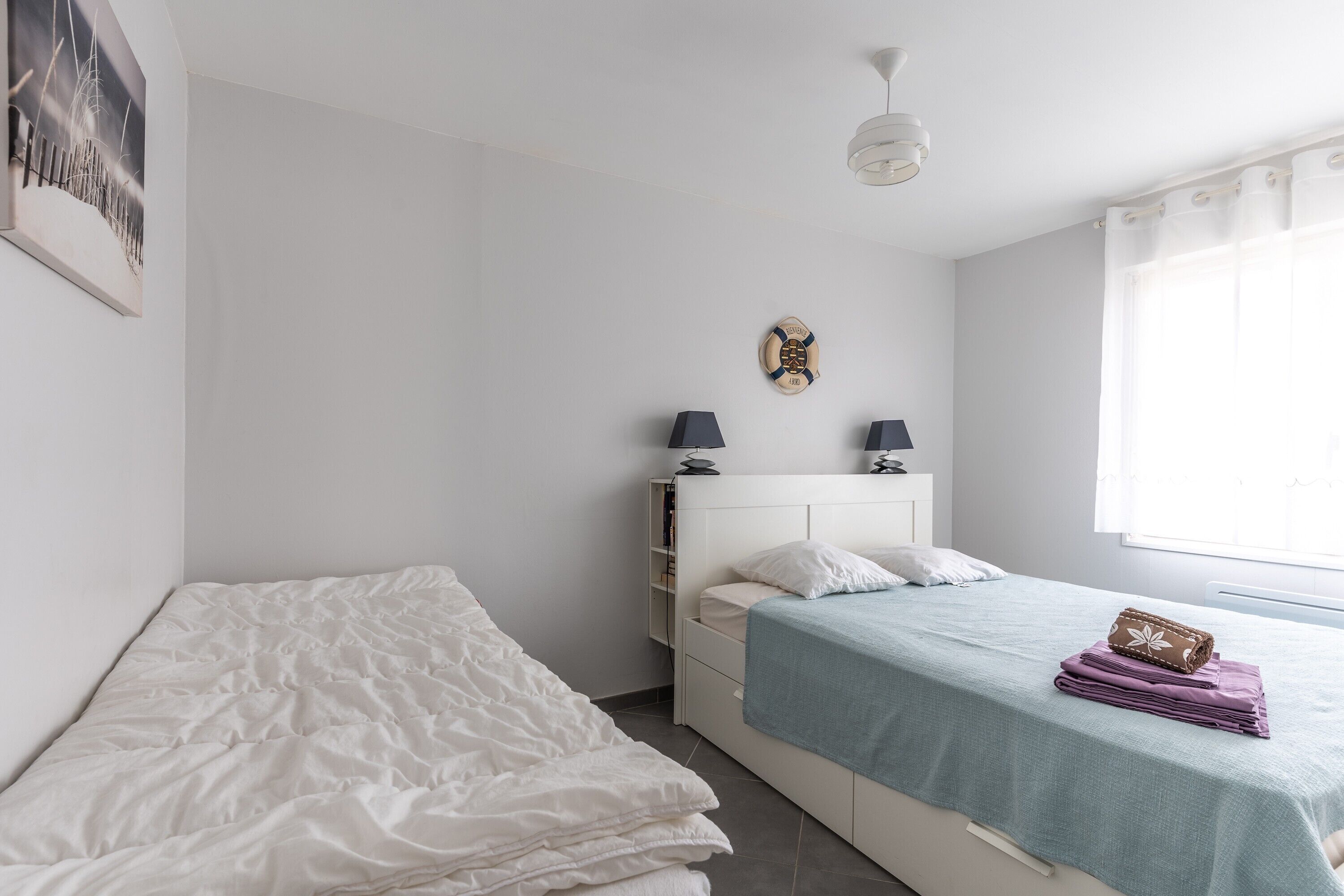 1 間睡房、熨斗/熨衫板、床單