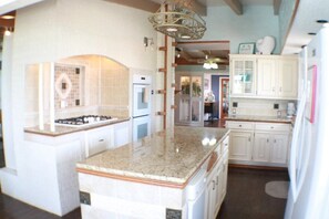 Stovetop - The Villa at D&R Pelican Bay Resort (Fulton)