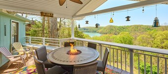 Renovated Cottage! Overlooks Dale Hollow!