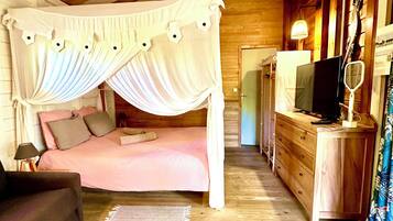 1 chambre, fer et planche à repasser, lit parapluie, Wi-Fi gratuit