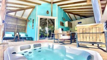 Bañera de hidromasaje exterior