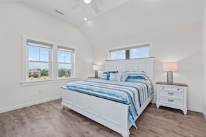 9 bedrooms, free WiFi, bed sheets