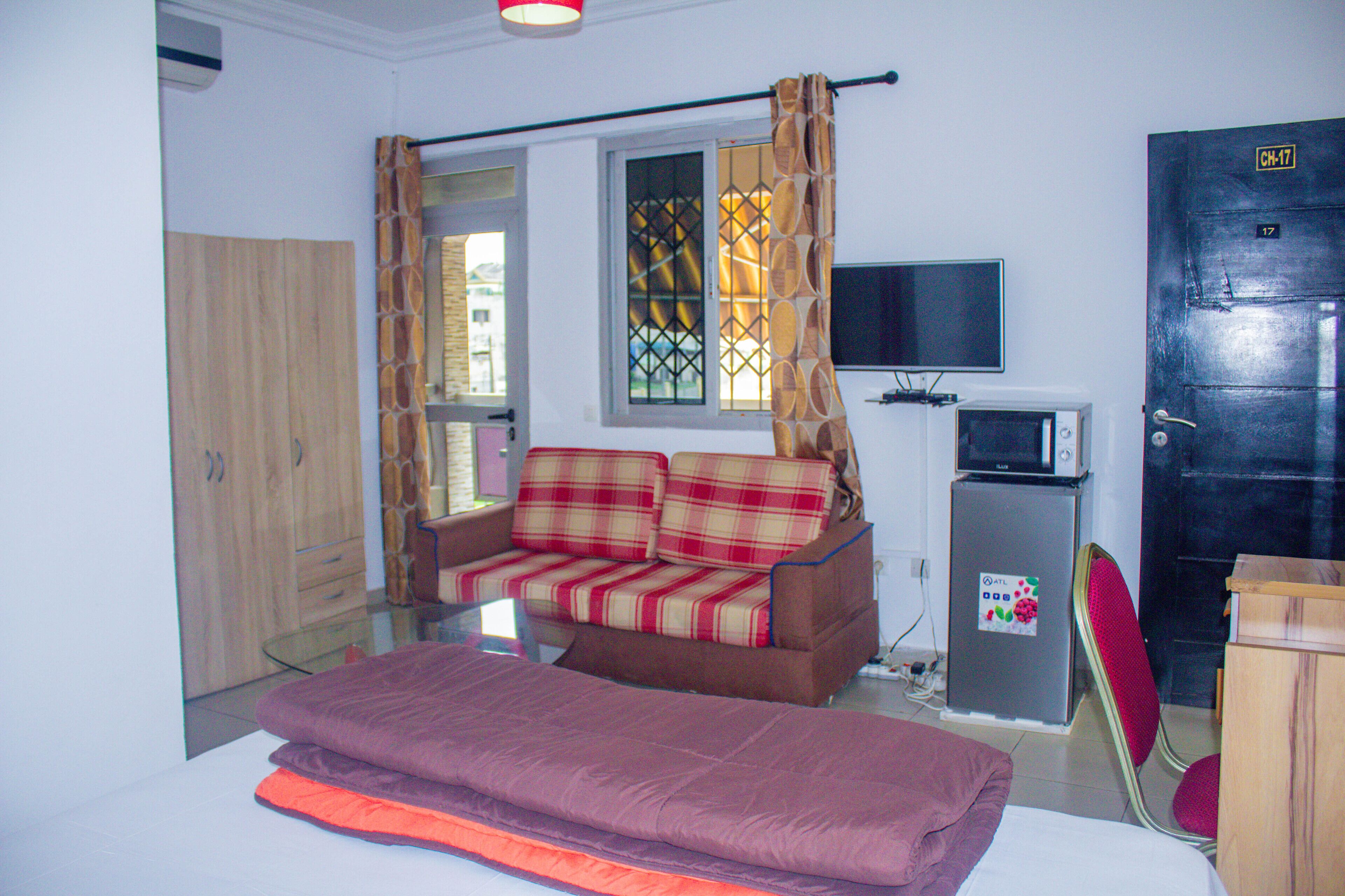 Business-Studiosuite | Hochwertige Bettwaren, individuell dekoriert