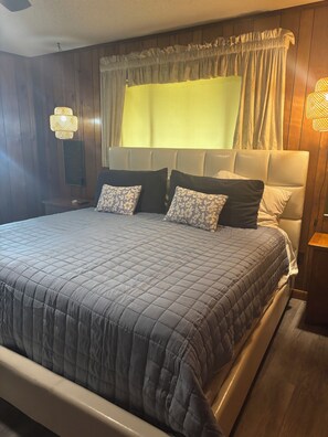 3 Schlafzimmer, Schreibtisch, WLAN, Bettwäsche