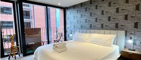 1 bedroom, desk, iron/ironing board, free WiFi