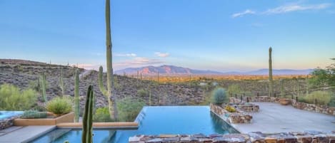 Piscine extérieure, piscine chauffée