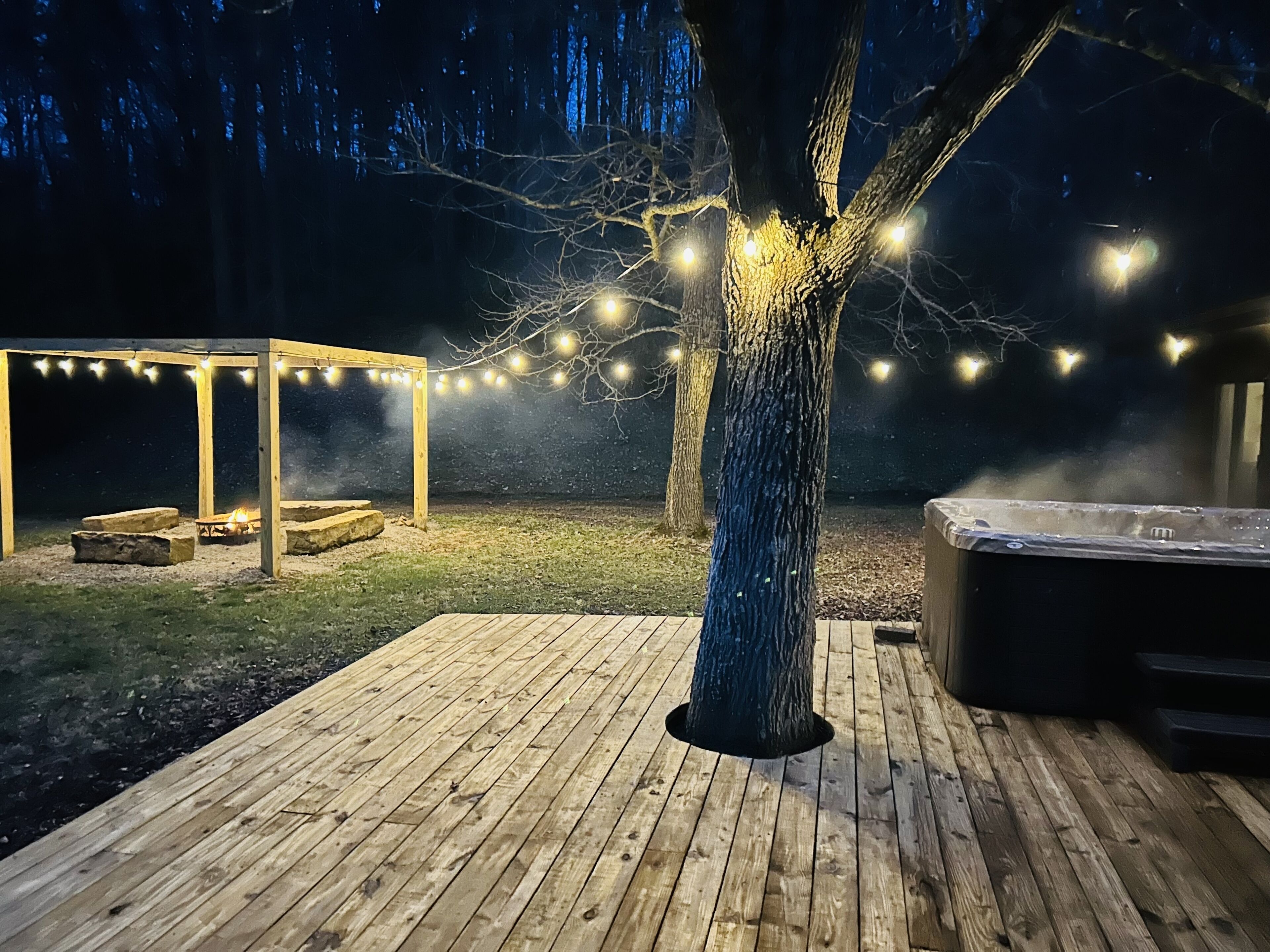 Tina de hidromasaje al aire libre