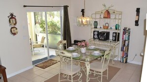 House, Multiple Beds (The Views at Highlands Reserve) | Private kitchen - The Views at Highlands Reserve (Davenport)
