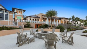 Unclassified image, 2 of 37, button - Jodie's Luxury Solara Home (Kissimmee)