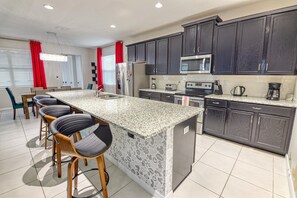 獨棟房屋, 多張床 (Jodie's Luxury Solara Home) | 私人廚房