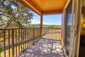 Apartment, Multiple Beds (Alan's Regal Palms Resort Townhome) | Balcony - Alan's Regal Palms Resort Townhome (Davenport)