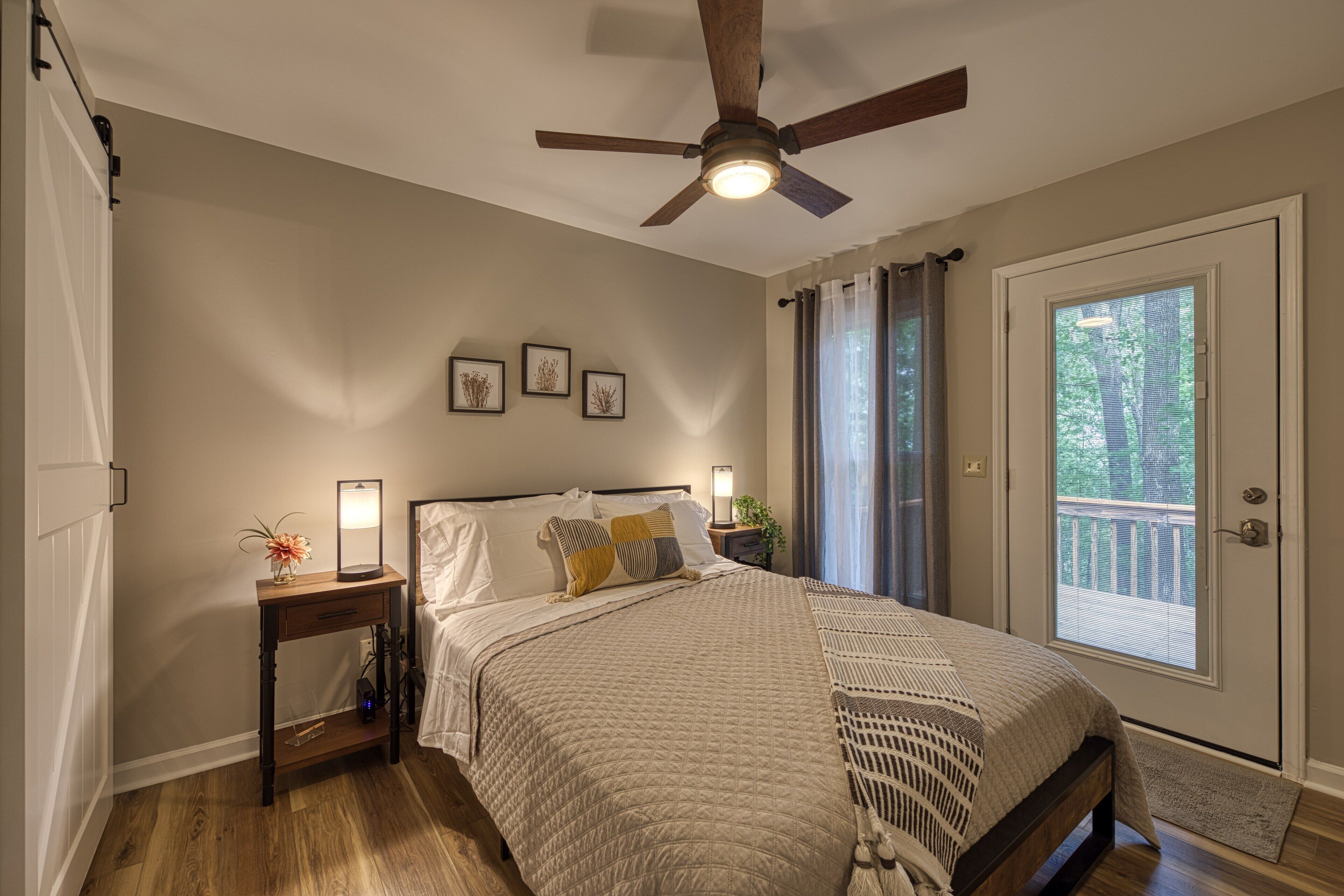 3 bedrooms, iron/ironing board, travel cot, free WiFi