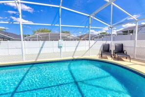 Casa, várias camas (Patrick's Clear Creek Hideout) | Piscina