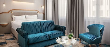 Ropa de cama de alta calidad, colchones Select Comfort y minibar