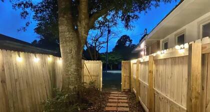 On Vacation Till Further Notice! Updated Hideaway Near Beaches, and Downtown