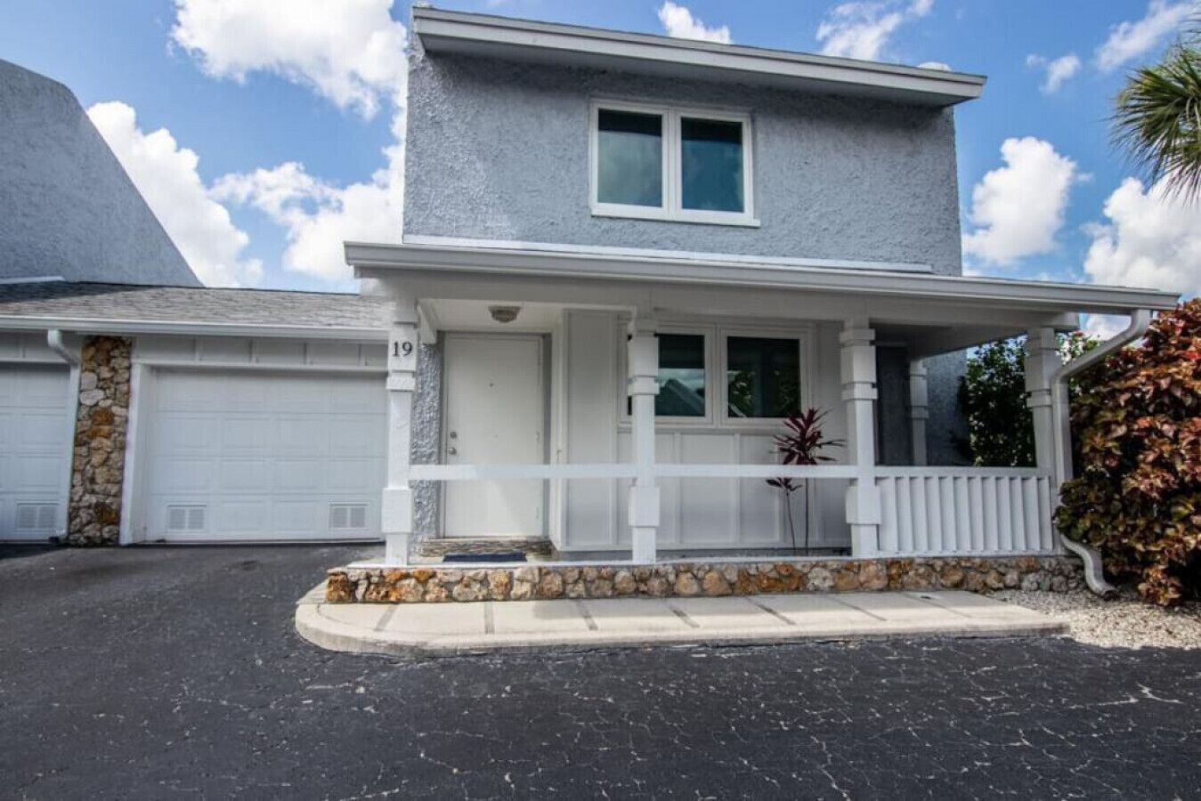 Naples Hideaway Townhouse 2 BR|2 1/2 BA|