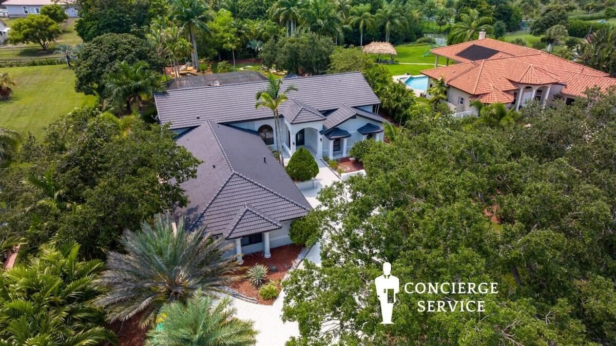 Luxe Gorgeous 7BR Home With Game Room/Pool