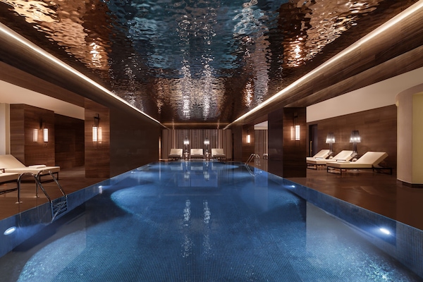 2 indoor pools