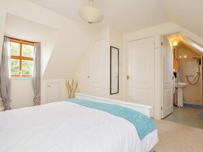 3 habitaciones, wifi gratis, ropa de cama y acceso para silla de ruedas