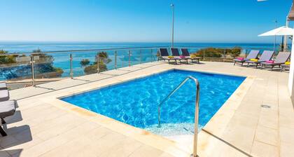 Villa Ladera Vista by Villa Plus
