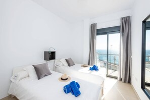 5 chambres, fer et planche à repasser, Wi-Fi gratuit, draps fournis